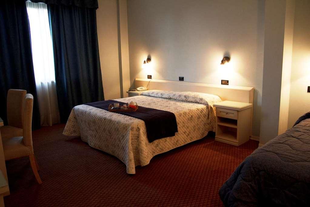 Il Grifo Hotel E Bisteccheria Toscana Montepulciano Stazione Rom bilde