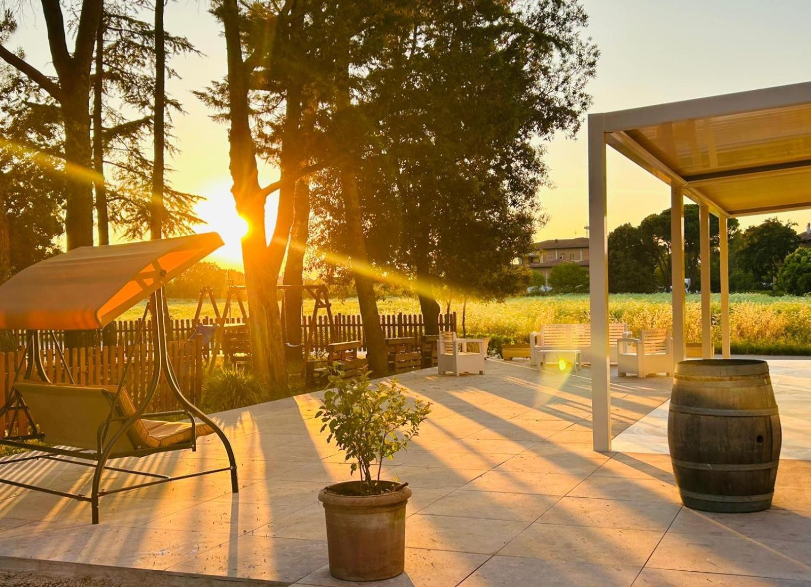 Il Grifo Hotel E Bisteccheria Toscana Montepulciano Stazione Eksteriør bilde
