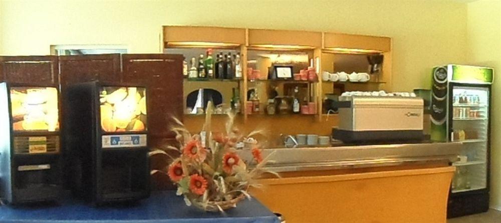Il Grifo Hotel E Bisteccheria Toscana Montepulciano Stazione Eksteriør bilde